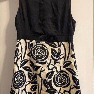 Black Velvet Top Floral Mini Dress Women’s Nell Couture Fit & Flare Size 2